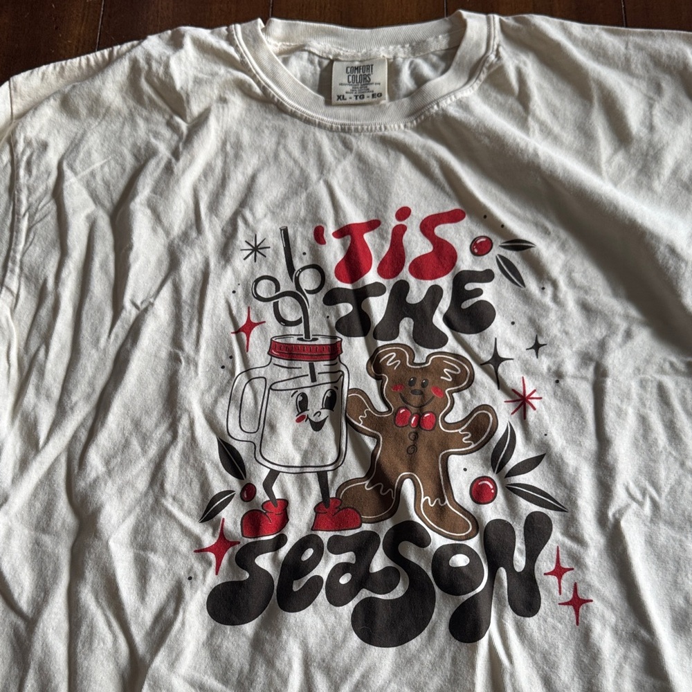 Pixie Lee and Co 'Tis the Season” tshirt